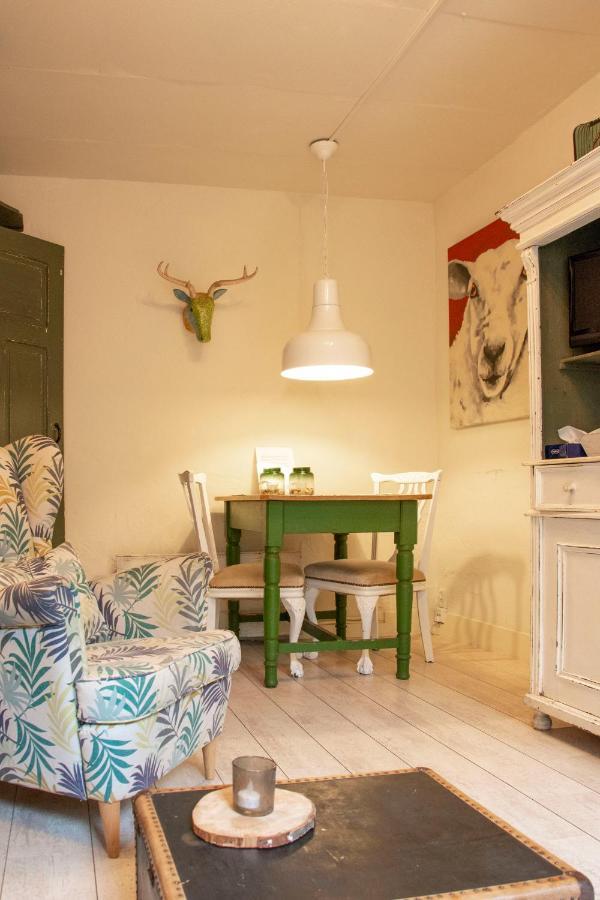 Smederij Texel Bed & Breakfast De Cocksdorp  Exterior photo